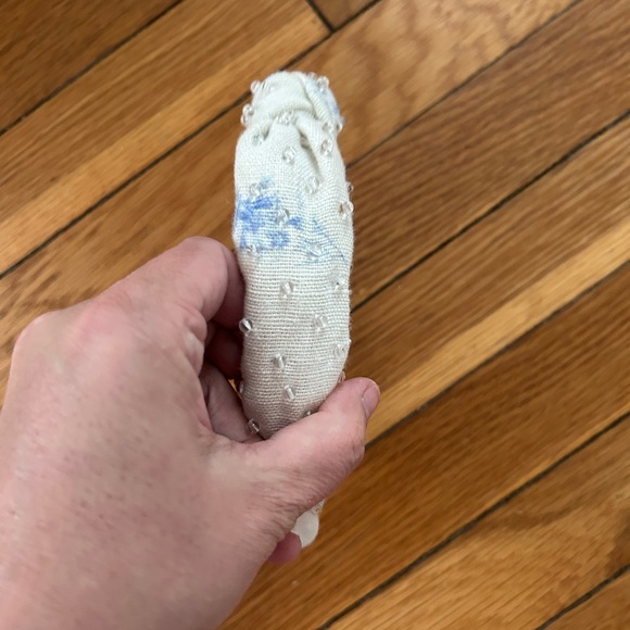 Lele Sadoughi Beaded Cream and Blue Floral Headband - Picture 4 of 5